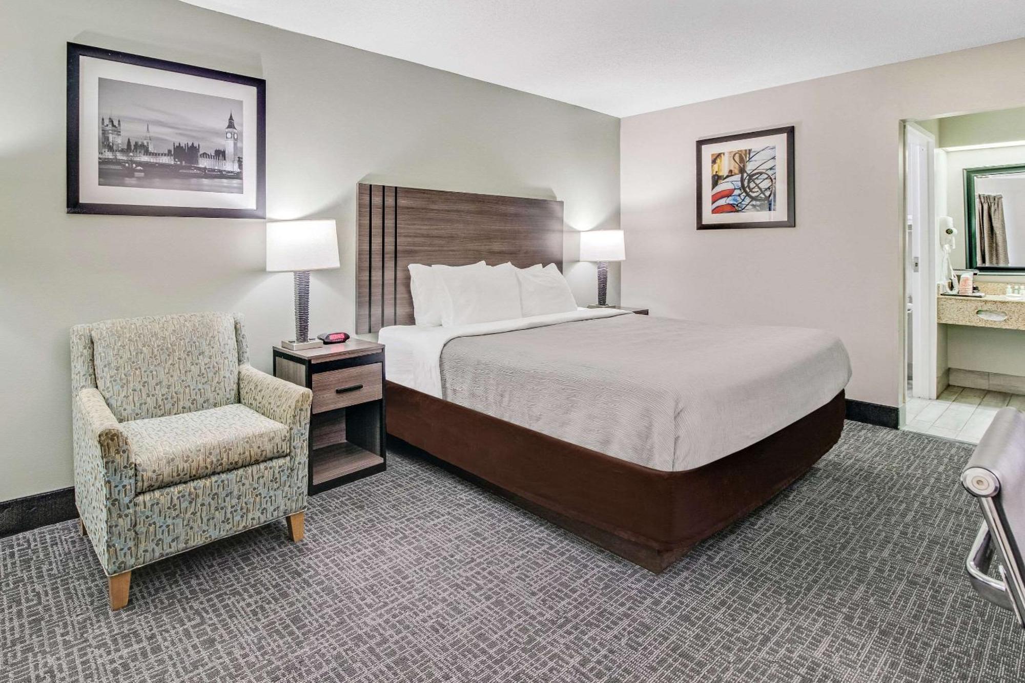 Quality Inn - White House Εξωτερικό φωτογραφία
